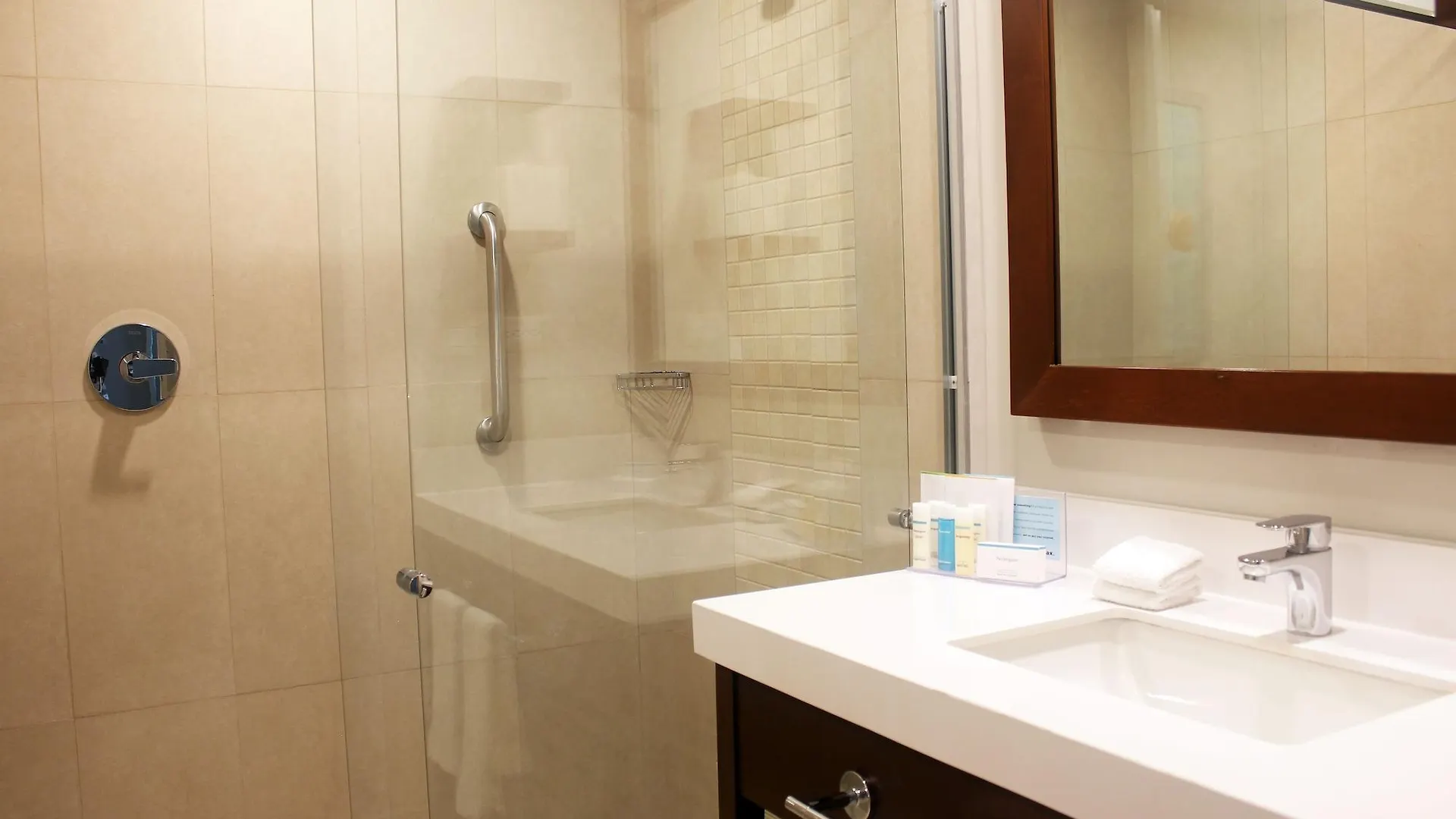 Hotel Hampton Inn By Hilton Merida