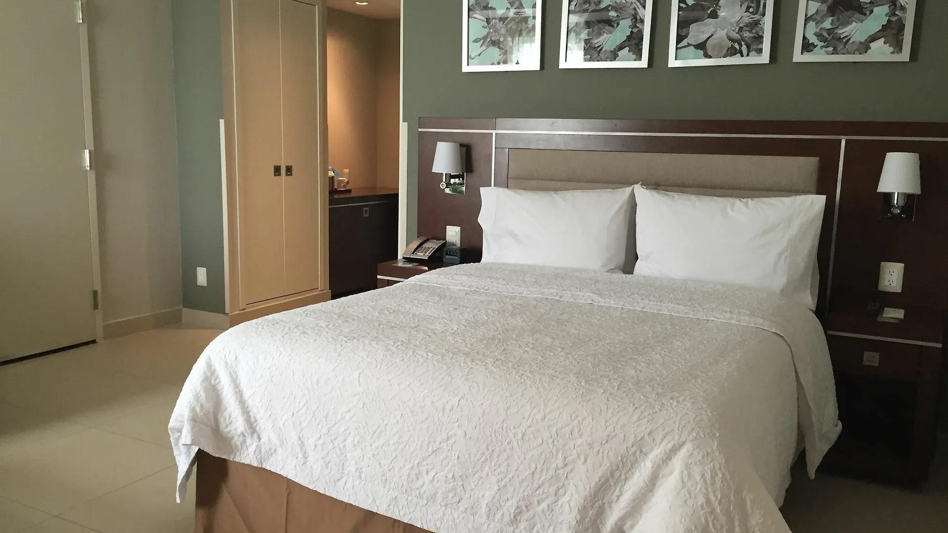 *** Hotel Hampton Inn By Hilton Merida Mexico